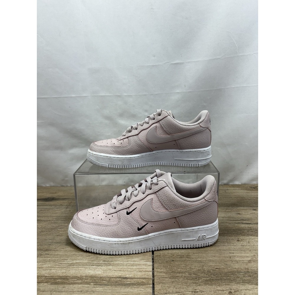 NIKE AIR FORCE 1 '07 ESS PLATINUM VIOLET CT1989 001 WOMENS SIZE 8.5